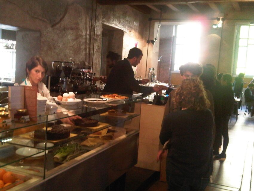 IMG02035-20120409-1826