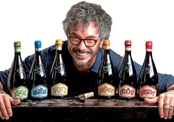 Teo Musso sulla copertina del libro "La birra artigianale è tutta colpa di Teo"