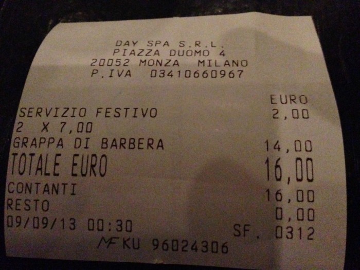 scontrino bar monza con "Servizio festivo"