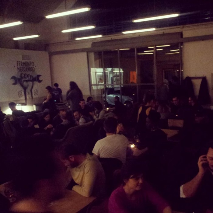 1554396_1433065513577028_688939087_n