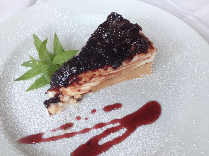 Cheesecake di ricotta e visciole