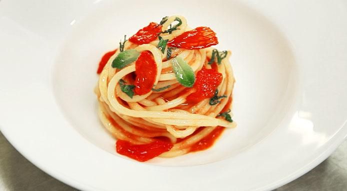pasta street food