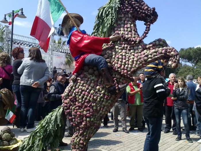 scultura di carciofi