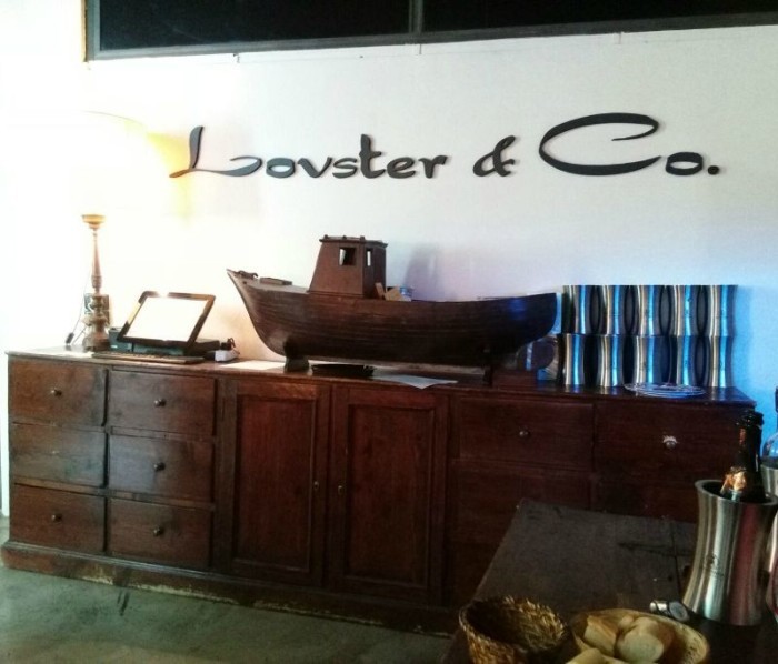 interno-lovster-scritta-700x598