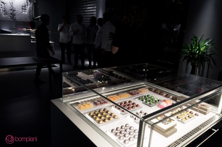 vetrina bompiani_rid