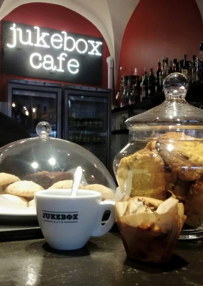 jukebox café a Bologna