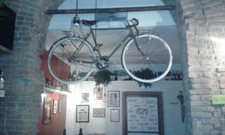 vermù milano locale analogico