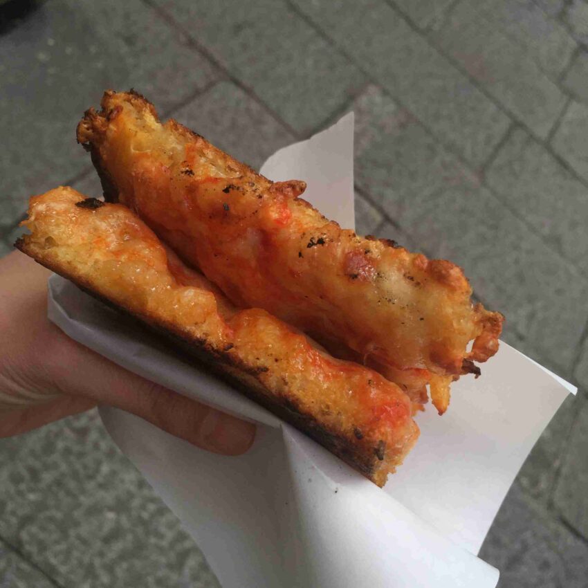 Pizza del Quadrilatero a Bologna