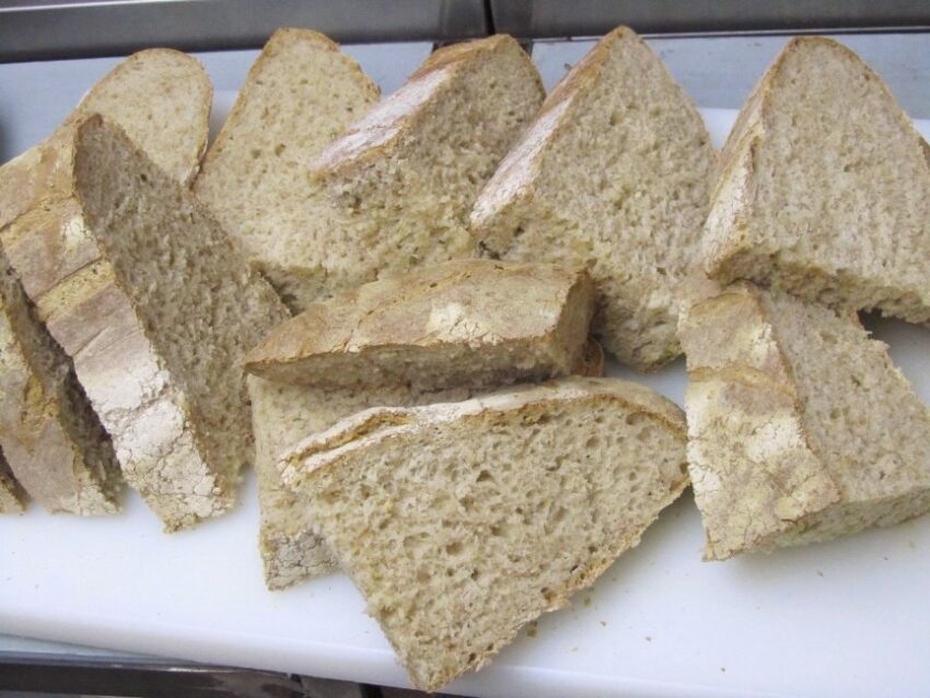 pane fatto in casa ricetta semplice