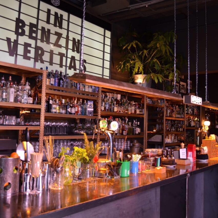 deus cafè aperitivo milano