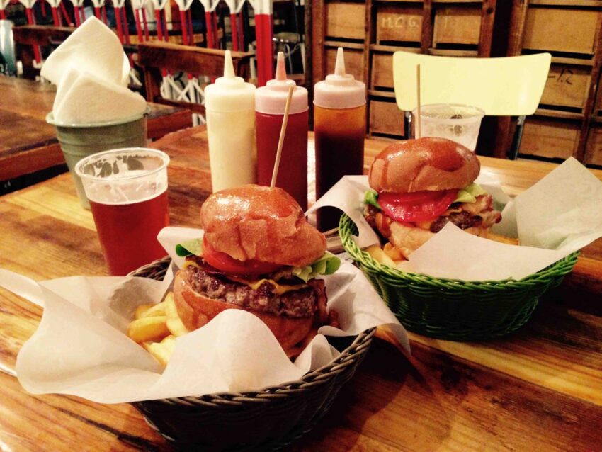 212 Hamburger & Delicius