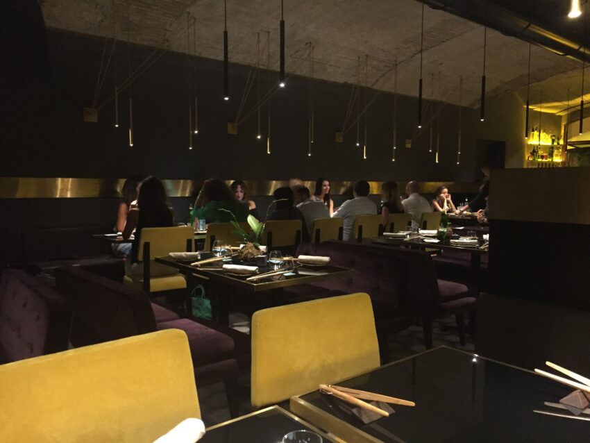 yugo roma locale