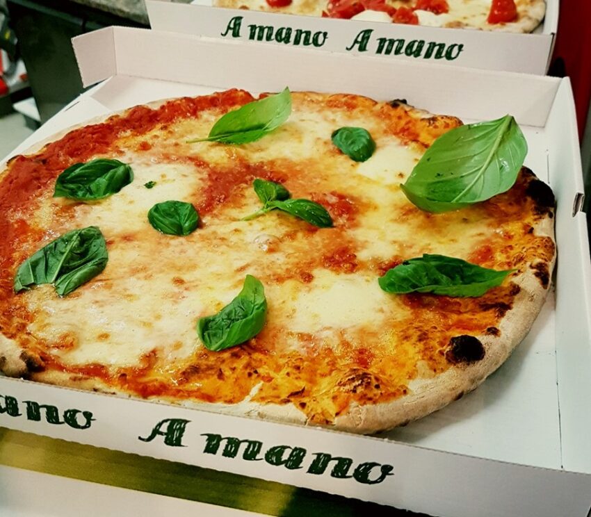 a-mano-a-mano
