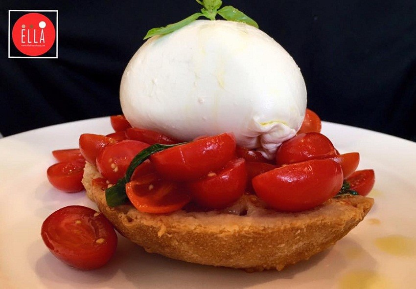 ella frisa urbana roma