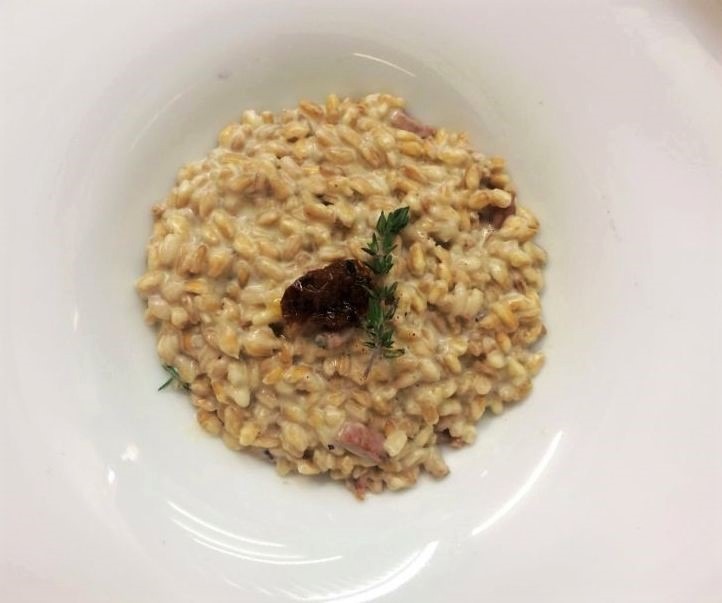 Orzotto con caprino ed erbette ricetta