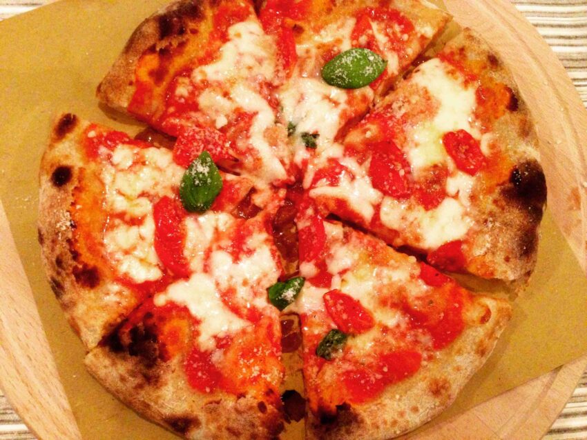 Spiazzo Roma pizza