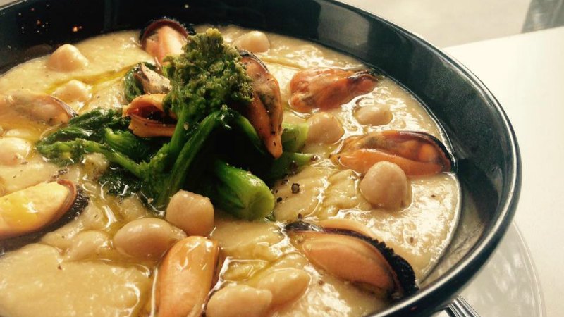 tagliabrodo-zuppa-ceci-e-cozze