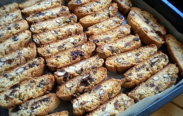 cantucci-di-natale-ricetta-facile-originale