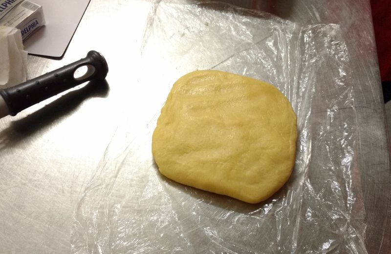 frolla-per-biscotti-natalizi-gingerbread-cookies-ricetta-facile