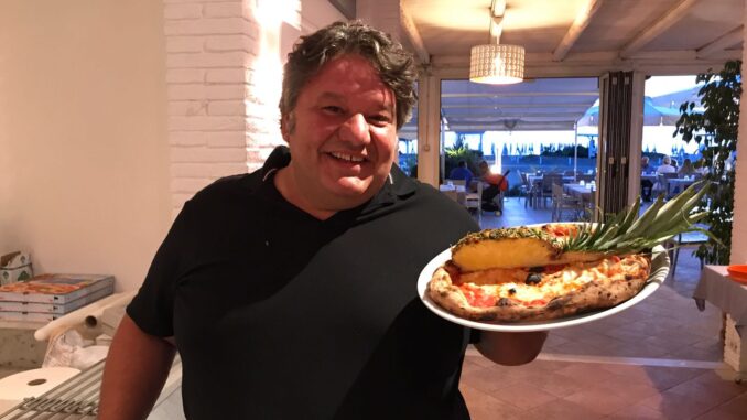 Intervista a Stefano Callegari pizza all'ananas puntarella rossa