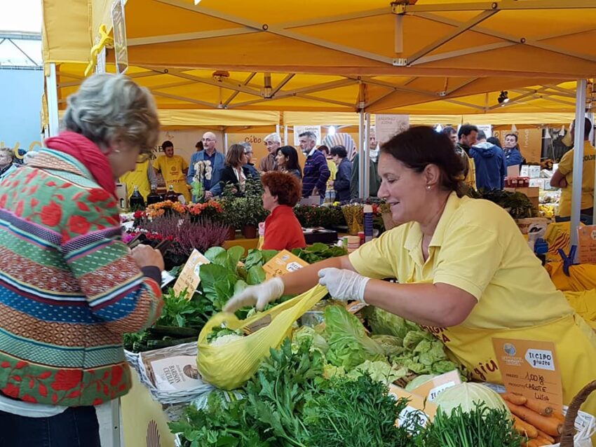 banchi mercato campagna amica