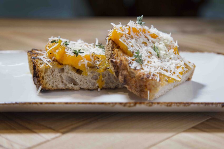 Terra Roma Eataly bruschetta