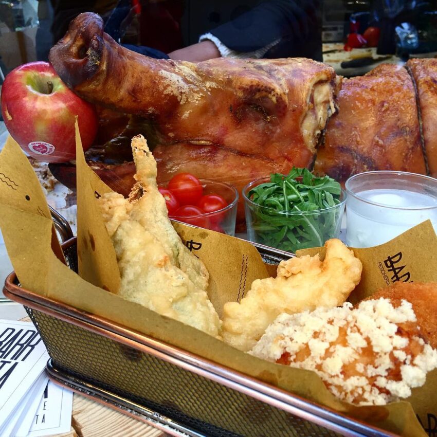 Barretta Pesce e Porchetta Roma