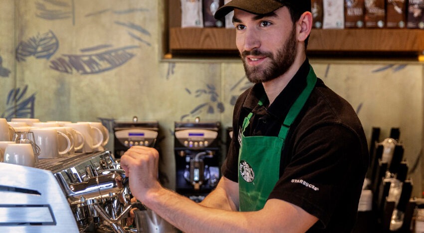 Nuova caffetteria Starbucks a Milano