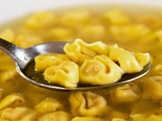 Tortellini in brodo