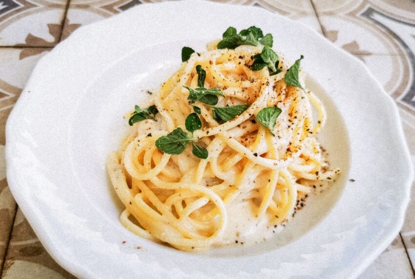 cacio e pepe, erbe spontanee, erbe coltivate, erba regina, frascati, castelli romani, tuscolo