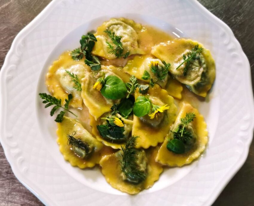 ravioli, erbe spontanee. erbe coltivate, cucina di campagna, erba regina, frascati, castelli romani, tuscolo