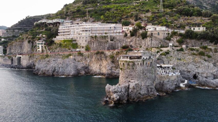 costiera amalfitana, maiori, oltremare, hotel club due torri, cgef alfonso crisci