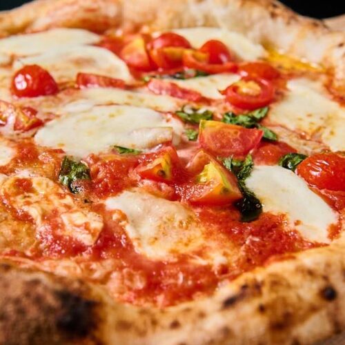 PizzaRé 77 Roma, a Trastevere pizza napoletana, pizza a portafoglio e mozzarella in carrozza