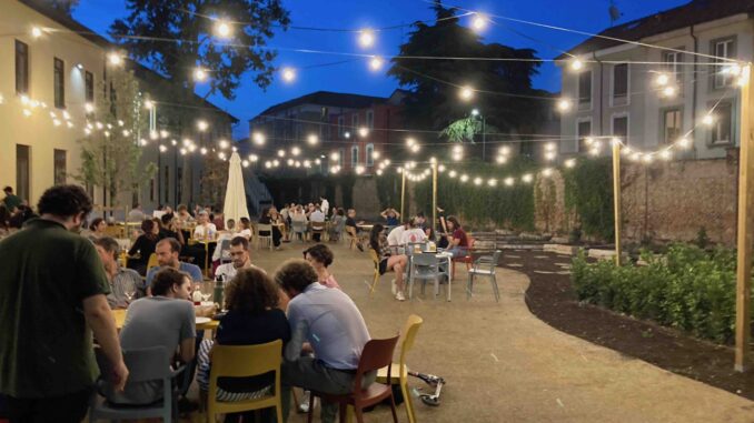 mosso nolo milano cortile
