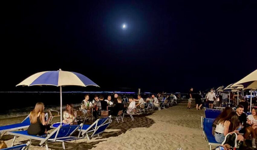 vittoria beach bar ostia