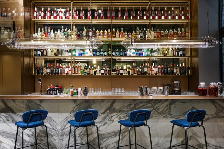 Il Bar in via Mercato Milano