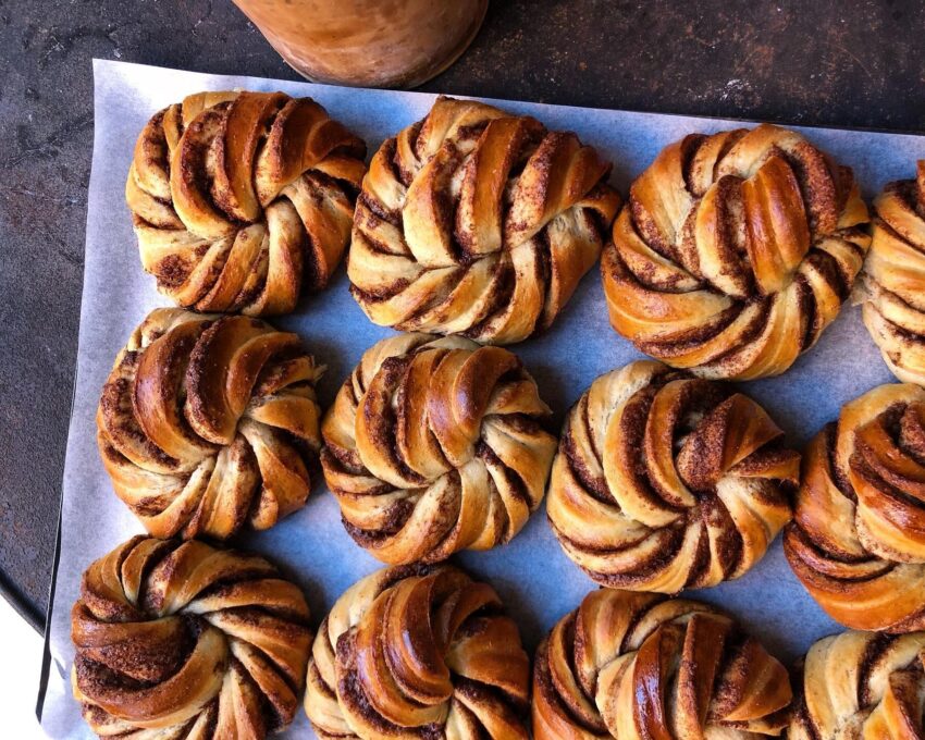 cinnamon swirl marigold