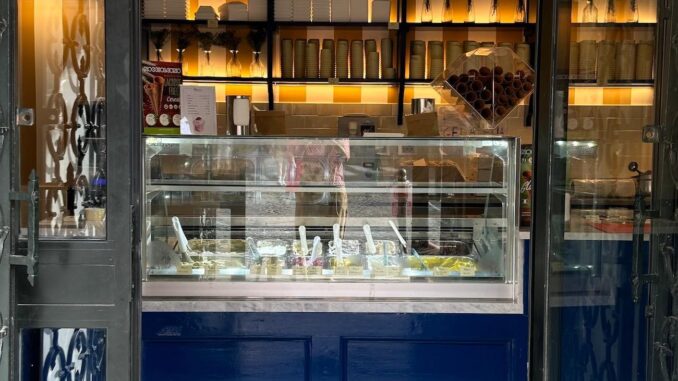 ingresso - pellegrino gelateria Monteforte roma