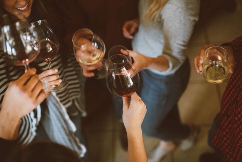Due bicchieri di vino alla settimana