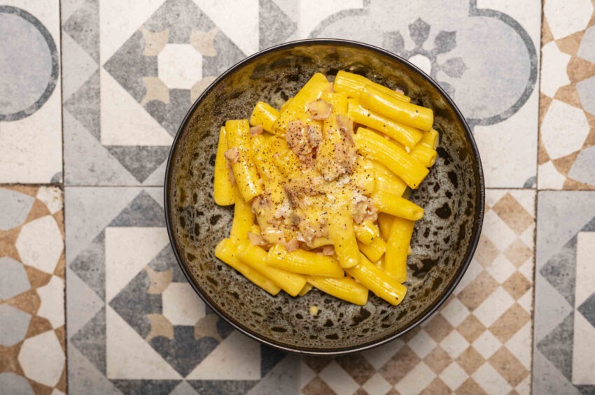 i rigatoni alla carbonara di marea