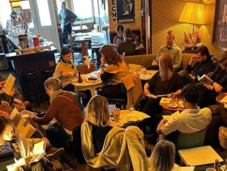 cafè brecht è il bar dove si usa il cellulare ad amsterdam