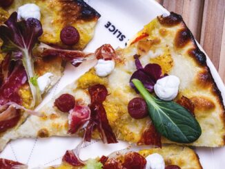 la pizza di slice a ostia