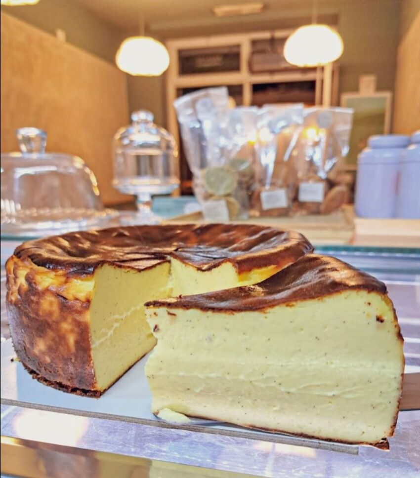 La cheesecake basca di Koû Koû Roma
