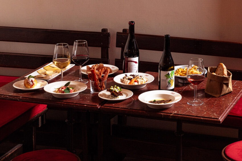 la tavola di cavour 313 a roma